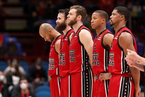 „Real“ Eurolygoje iš duobės pradėjo lipti palaužęs po pratęsimo „Olimpia“