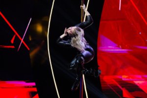 „Lietuvos talentuose“ dalyvaujanti šokėja ant stulpo pyktį paverčia seksualine energija