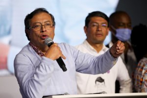 Buvęs partizanas G. Petro laimėjo pirminius Kolumbijos prezidento rinkimus