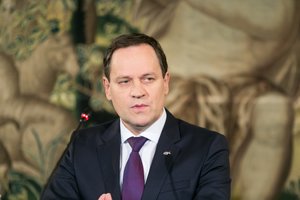 V. Tomaševskis annoyed by the ban on Russian propaganda channels in Lithuania and calls it a threat to the Russian people