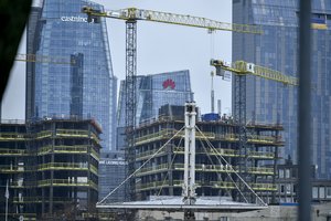 Statybų stabdyti neprisieis, tačiau kiek už jas mokėsime, niekas nežino