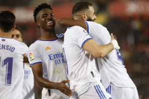 Vinicius su K. Benzema atvedė „Real“ į dar vieną pergalę