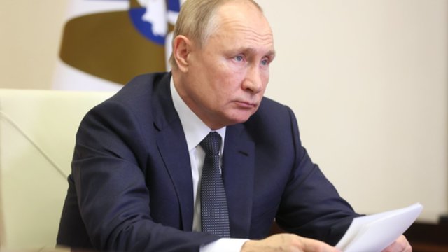 Politologas neabejoja: V. Putinas daug metų dirbo, kad Vakarų Europa su Rusija nesiderėtų tiesiogiai