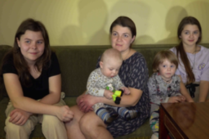 Gyvenimo kelionė: iš pragaru paverstos gimtinės – tiesiai į kaimynų glėbį