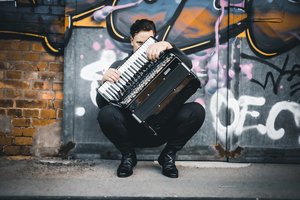 Martyno Levickio paramos koncertas „Tik muzika“ bus skirtas vaikams, nukentėjusiems nuo karo Ukrainoje