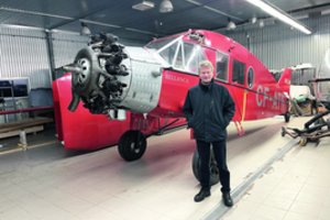 Ore bus galima išvysti skrendančią „Lituanicą“: R. Paksas 1929-aisiais pagamintu lėktuvu ruošiasi kilti į pirmąjį skrydį