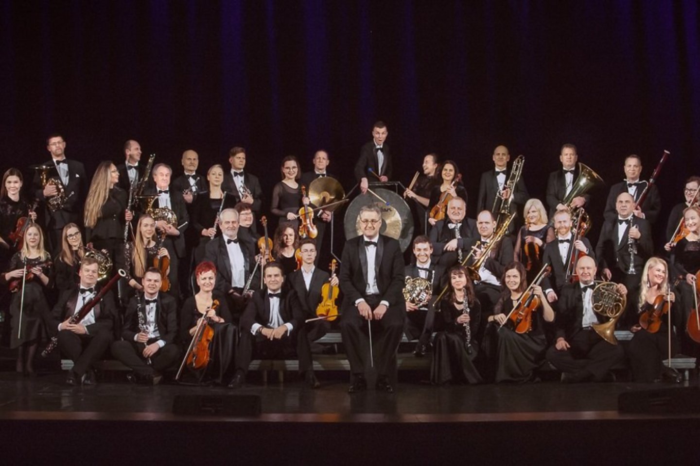  KVMT orkestras ir dirigentas T.Ambrozaitis.<br> O.Kasabovos nuotr.