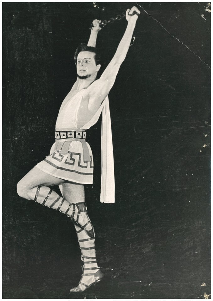   R.Minderis – Spartakas baleto spektaklyje „Spartakas“.<br> LNOBT archyvų nuotr.