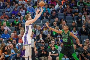 Rašo istoriją, bet nelaimi: geriausias Domanto Sabonio pasirodymas nepadėjo „Kings“ ekipai atsilaikyti prieš „Celtics“