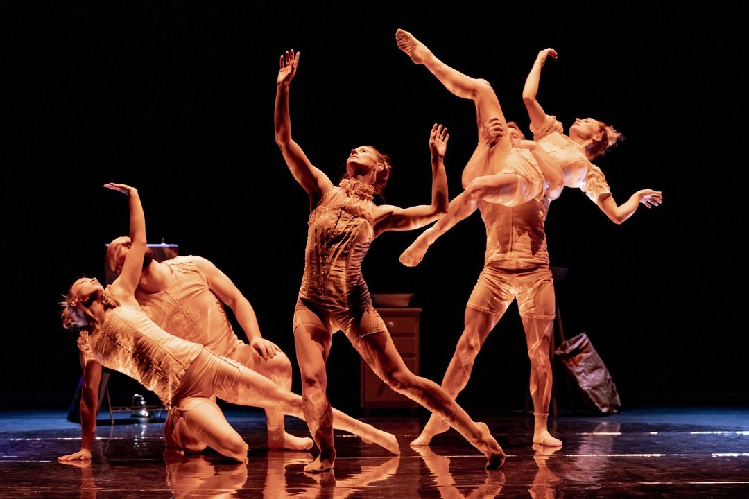 Den norske teaterkjendisen Jo Strømgren presenterer en ny danseforestilling i Vilnius