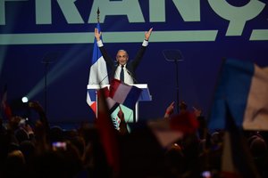 Radikalų kandidatas į Prancūzijos prezidentus E. Zemmouras žada deportuoti iš šalies milijoną užsieniečių