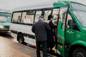 Kai kurie miestai jau planuoja didinti viešojo transporto bilietų kainas: pokyčiai gali laukti nuo balandžio