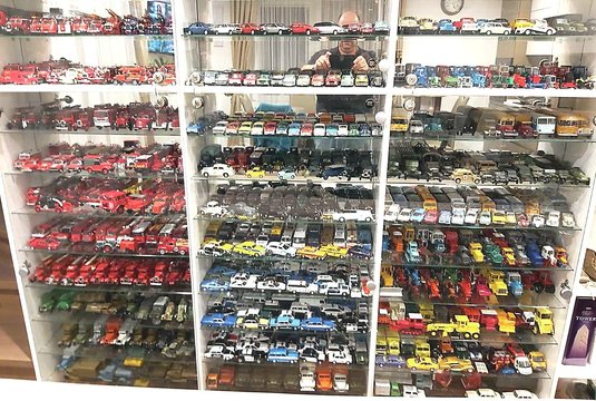 Muitininko namuose – įspūdinga automobilių modelių kolekcija 