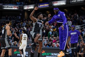 Paskutinių sekundžių dramoje – D. Sabonio ekipos triumfas: palaužė buvusią lietuvio komandą