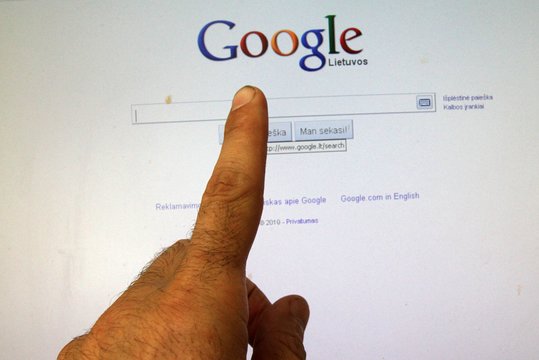LRTK ragina „Google“ pašalinti programėles, rodančias draudžiamas televizijos programas
