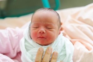 Visagine pagimdė ukrainietė: sūnaus vardas lengvai ištariamas ir Lietuvoje