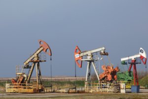 Vokietija kuria planus iki vasaros perpus sumažinti priklausomybę nuo Rusijos naftos