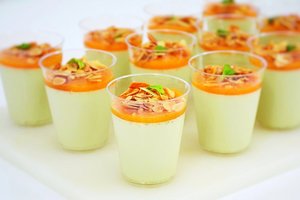 Bazilikų ir medaus panakota įtiks net patiems išrankiausiems