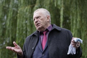 LDPR grasina prokuratūra ir teismais „šmeižikams“, paskelbusiems apie V. Žirinovskio mirtį