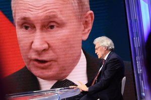 Rusijos ambasadorius paduos Italijos laikraštį į teismą už straipsnyje iškeltą idėją nužudyti V. Putiną