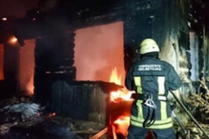 Ukmergės rajone piktadariai sudegino gyvenamąją namą
