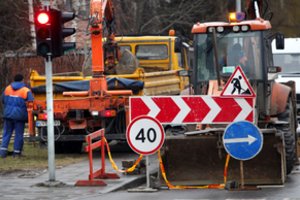 Kelių statybos rinkos atstovai: situacija įtempta, dalis įmonių gali bankrutuoti