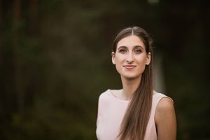 Psichologė atskleidė, ką mokyklose turi ištverti LGBTQ+ paaugliai