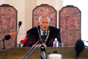 Pradėta nagrinėti dar viena teisėjų ir advokatų galimos korupcijos byla