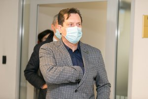 LRTK nariams siūloma leisti dirbti mokslinį ar pedagoginį darbą ir gauti autorinį atlyginimą