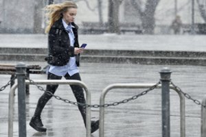 Sinoptikai gerų žinių neturi: į šalį skverbsis šalto oro masė, pasirodys ir krituliai