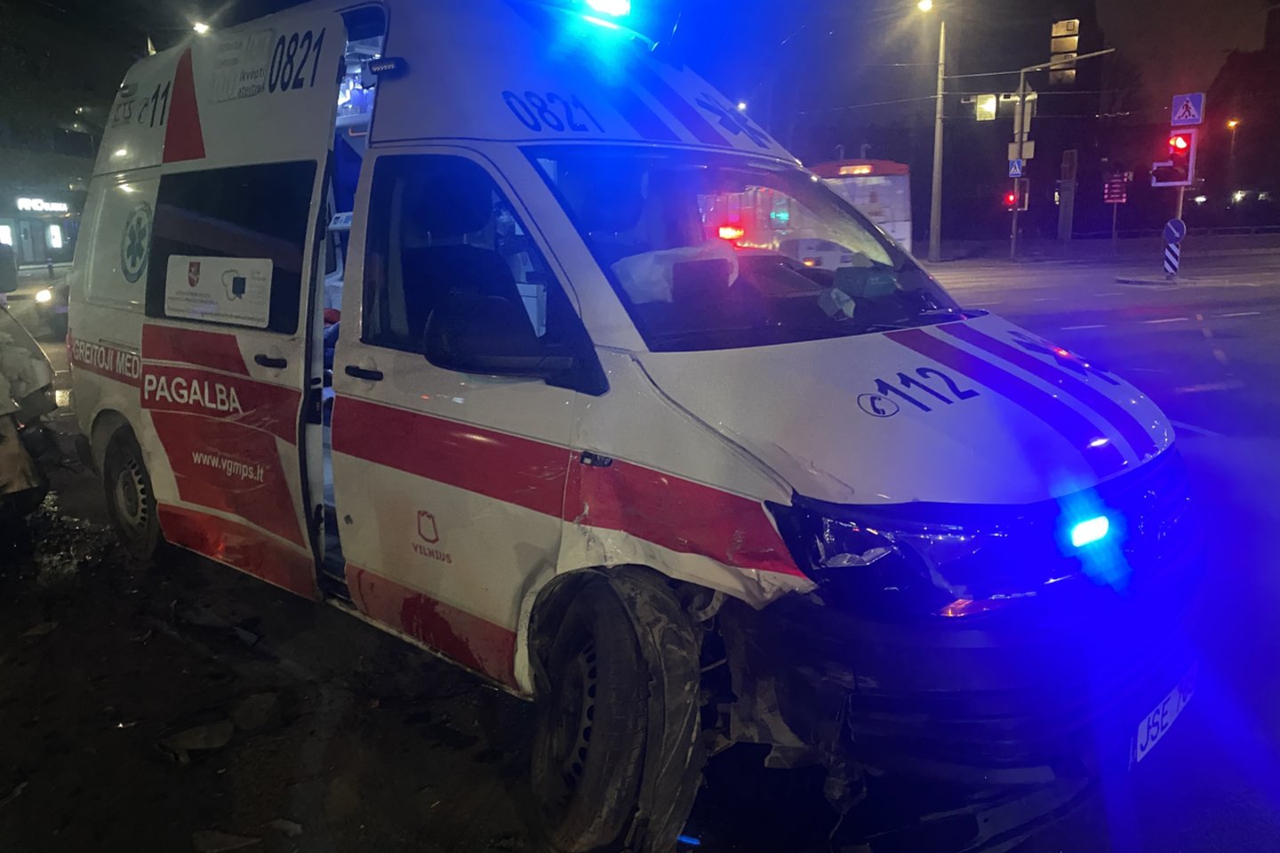  Vilniuje į avarija pateko ligonį vežęs greitosios automobilis.<br> Lrytas.lt nuotr.