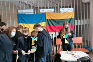 Klaipėdos gimnazijos direktorė apie ukrainiečių vaikus: „Jie atrodo tvirti kaip uola, mūsiškiai vaikai – labiau palūžę“