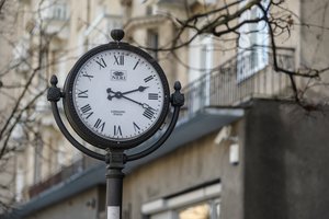 Kodėl Lietuvoje vis dar sukiojamas laikas? Atsakė, kurioje stadijoje užstrigo klausimas