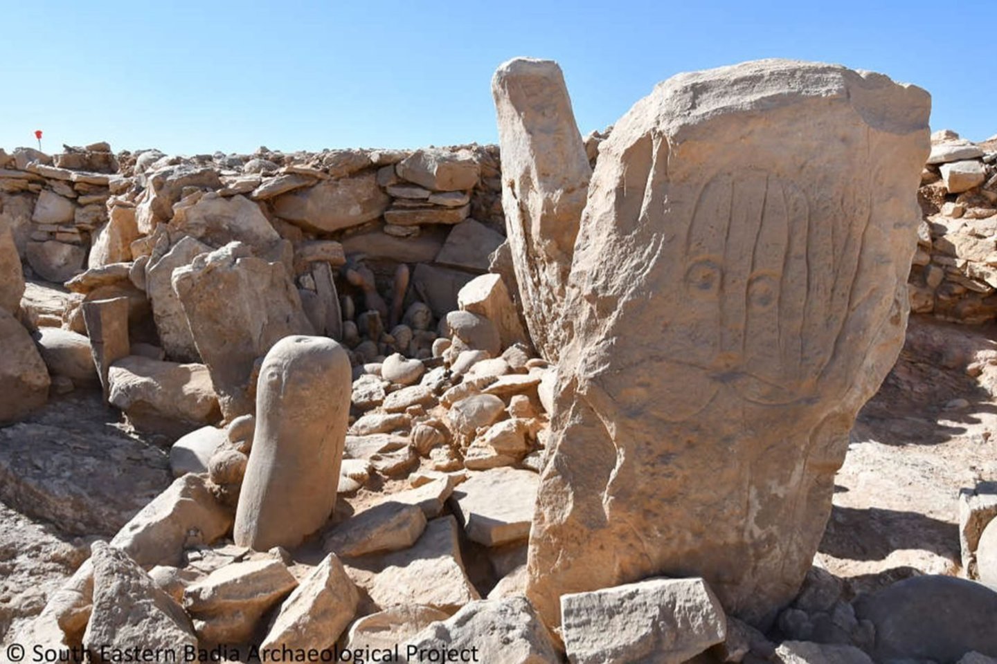  Jordanijos dykumoje vykdydami kasinėjimus archeologai aptiko neolito (naujojo akmens amžiaus) šventyklą, datuojamą maždaug 9000 metų.<br>Pietryčių  Badijos Archeologijos projekto nuotr.