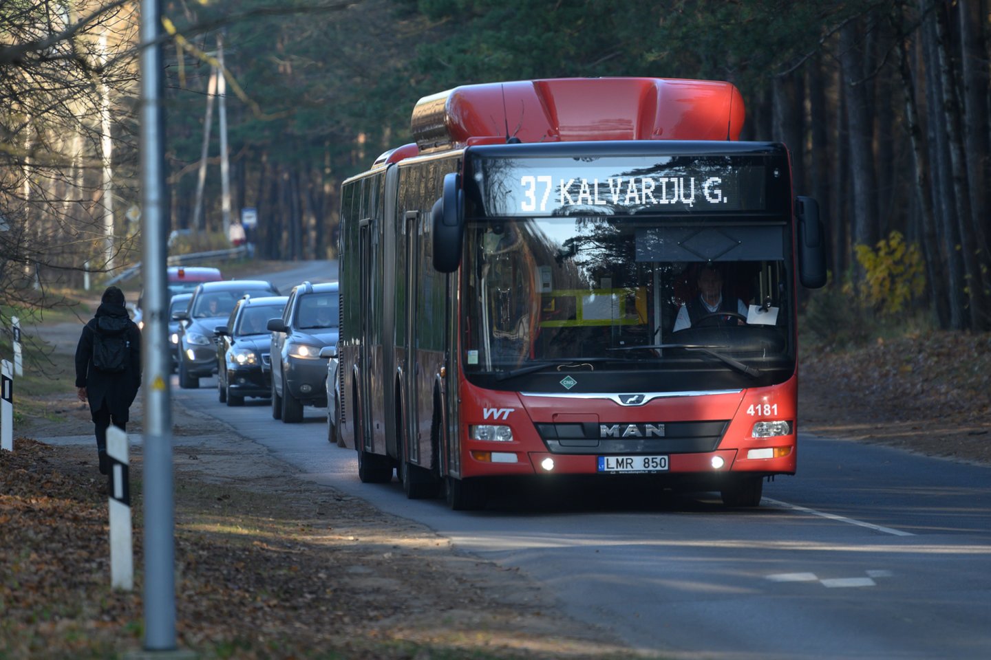 Nuo balandžio 1 dienos viešasis transportas Vilniuje kursuos dažniau.<br>V.Skaraičio nuotr.