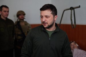 V. Zelenskio vardas Rusijoje jau tampa siaubu? Ukrainos lyderį pagyręs rusų biurokratas išmestas iš darbo