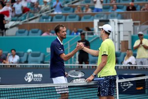 D. Medvedevą įveikęs lenkas sutrukdė rusui susigrąžinti pirmąją reitingo poziciją