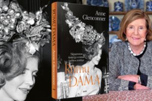 Rūmų damos memuaruose – žvilgsnis į britų karališkosios šeimos gyvenimo užkulisius