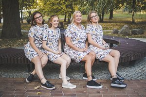 Paaugles globoti nusprendusi Laura: maniau, kad globosiu vieną, tačiau širdis sakė pasirūpinti trimis