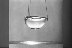 Kas tas superskystasis helis ir kaip jis paneigia fizikos dėsnius?