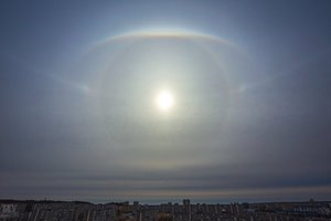 Įspūdingas reginys – danguje pasirodė net trys skirtingi halai