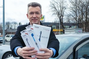 Neįprastus dantų šepetėlius siūlantis vyras neslepia – pradžia buvo sunki: rodės, viskas žlunga nė nepradėjus