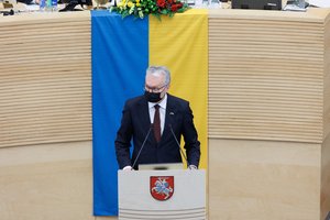 G. Nausėda ragino Prancūziją imtis lyderystės Ukrainai derantis dėl narystės ES