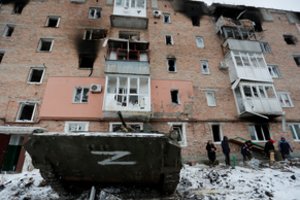 Nušovę vyrą Rusijos kariai girdint sūnui išprievartavo jo mamą: sužvėrėję garsiai uždavė siaubingą klausimą