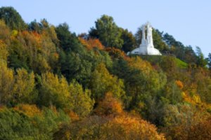 Trečiąsyk paskelbė konkursą Trijų Kryžių kalnui sutvarkyti: atskleidė, kuo netiko pirmieji pasiūlymai 