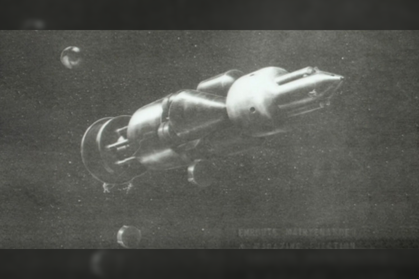  Atominių bombų sprogimais varomas erdvėlaivis „Orion“.