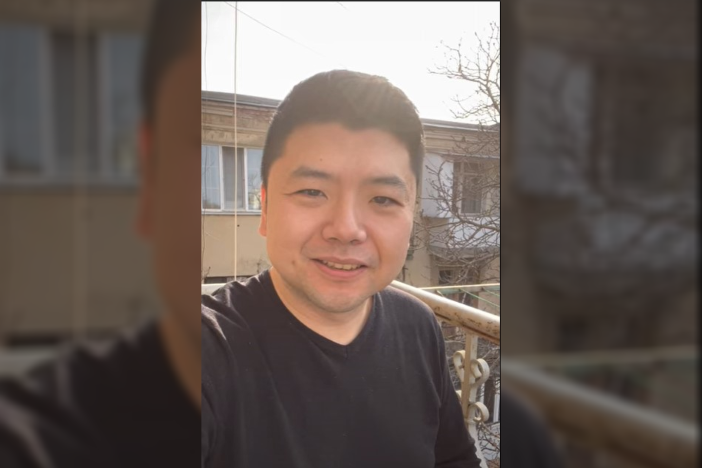  Odesoje gyvenantis Jixianas Wangas beveik kasdien dalijosi vaizdo įrašais, kuriuose atvirai reiškė priešiškumą Rusijos invazijai į Ukrainą.<br> Vaizdo įrašo stop kadras.