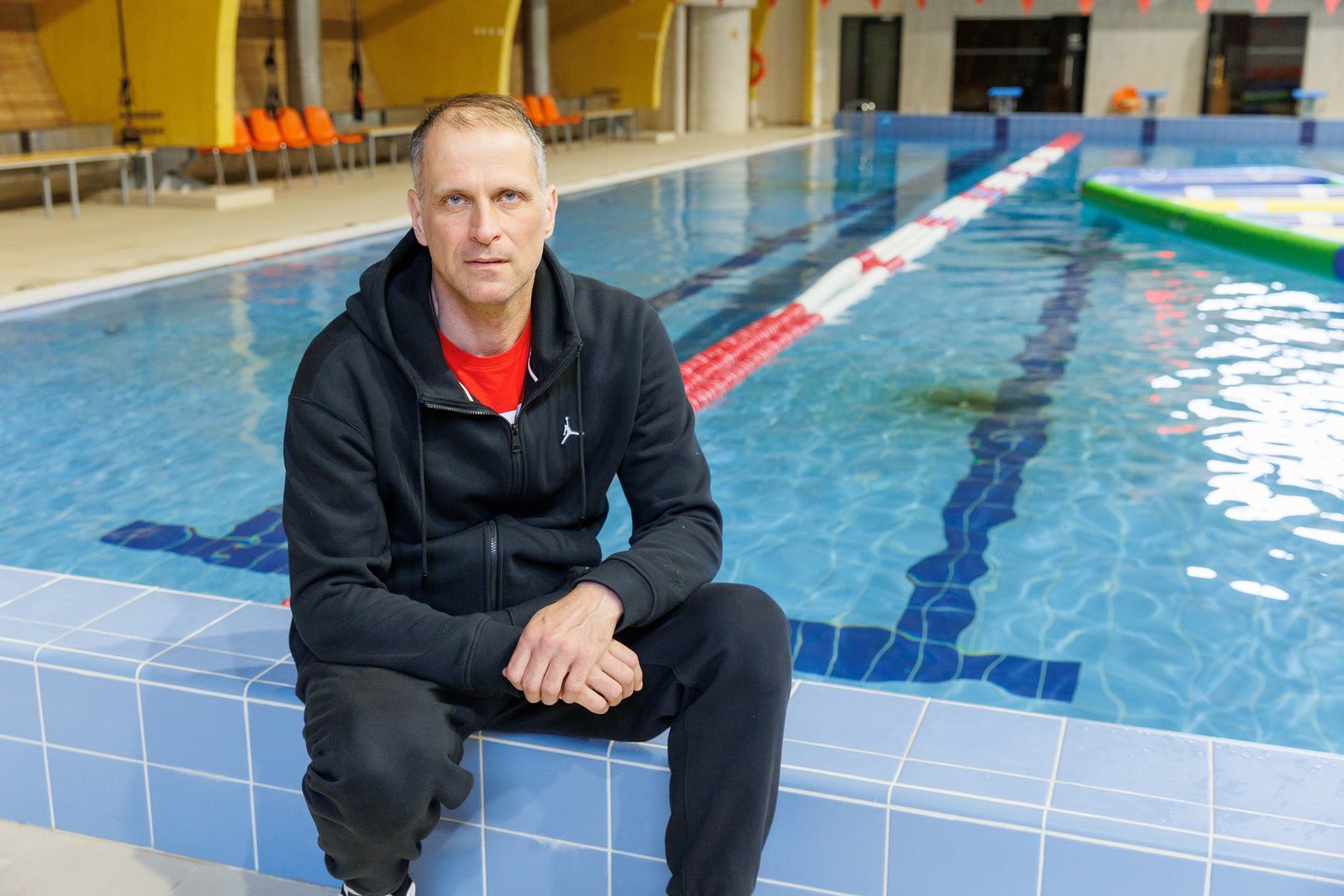Ukrainos plaukikas ir treneris D.Krajevskis.<br>T.Bauro nuotr.