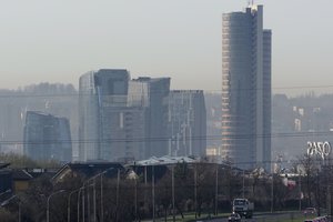 Beveik visi pasaulio gyventojai kvėpuoja užterštu oru: įspėja, kad poveikis sveikatai gali būti didesnis, nei manyta