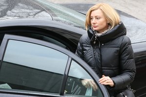 R. Tamašunienė partijos palikti kol kas neketina, nesureikšmina ir kolegų pasitraukimo